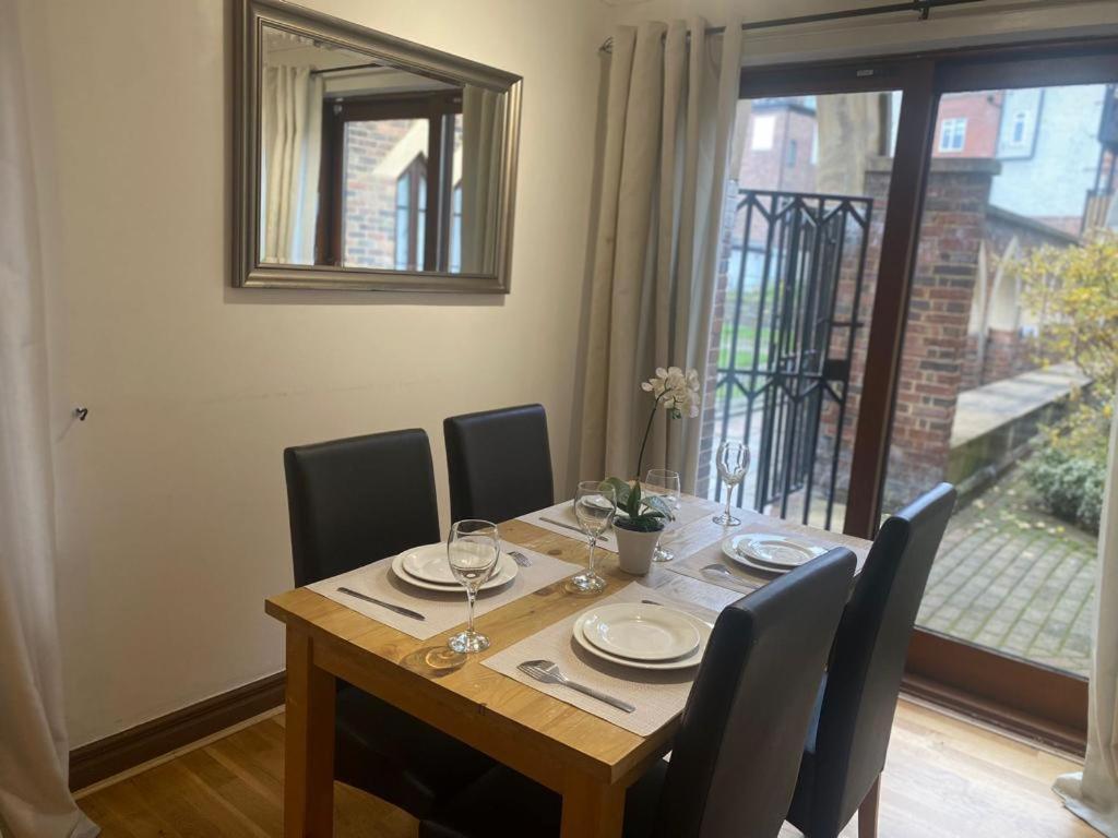 Alexander Apartments Newcastle City Rom bilde